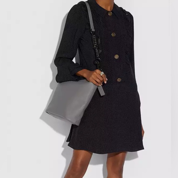 Coach Signature Chain Duffle - Picture 4 of 16